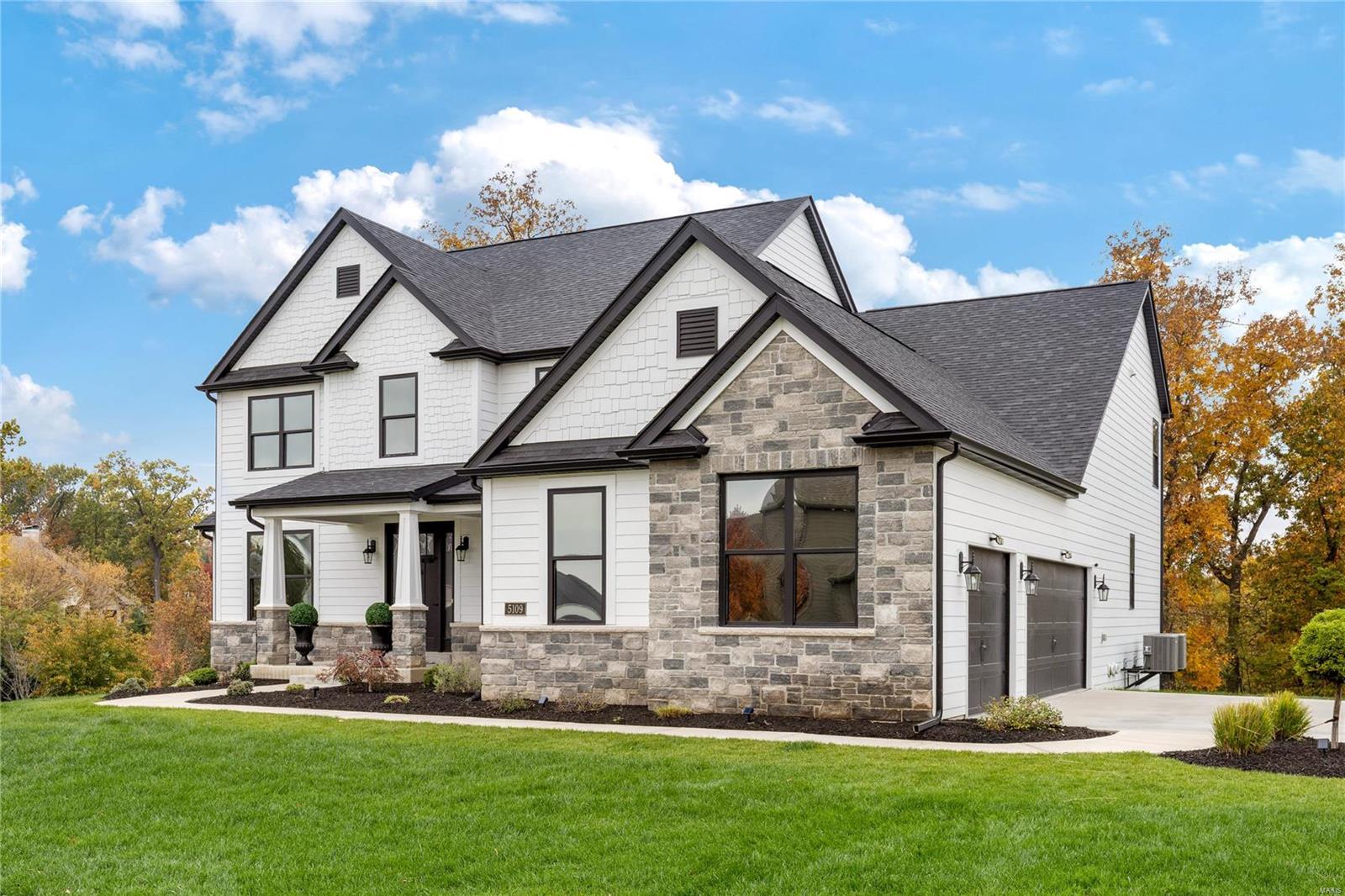 Bluffs At Windcastle - Residential