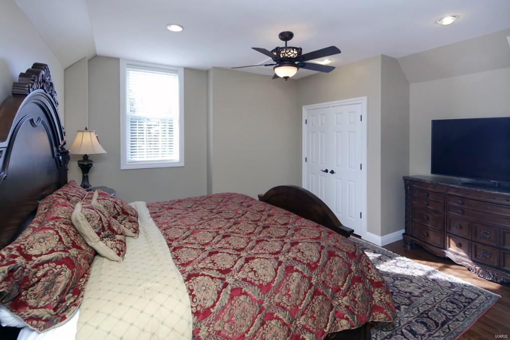 Topping Ln - Residential