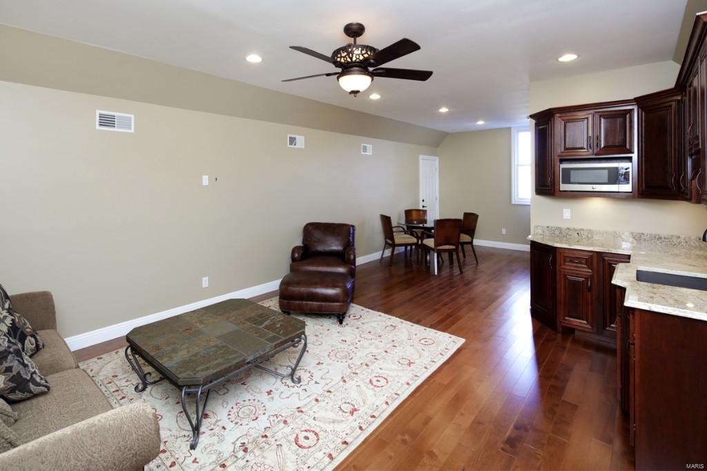 Topping Ln - Residential