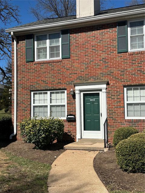 1459 Bobolink Place St Louis MO 63144