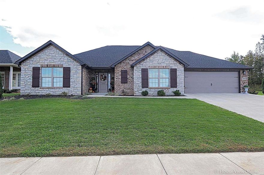 This beautiful home in Dalhousie will not last long! Become a member at Dalhousie and enjoy the incredible golf course and dining at the country club.   Have your morning coffee or an evening glass of wine in the screened in porch overlooking the fenced private back yard.  Extra John deere room in the back of the house for lawn equipment and other storage. Plantation shutters, beautiful light fixtures, granite countertops.  This home has a walk in pantry and gas range in the kitchen, a raised breakfast bar.  Separate dining room.  Master suite with custom shelved walk in closet.  Separate double sinks in the master bath.  Be nice and cozy this winter in front of the beautiful gas fireplace in the living room with floor to ceiling stone front. Additional Rooms: Sun Room