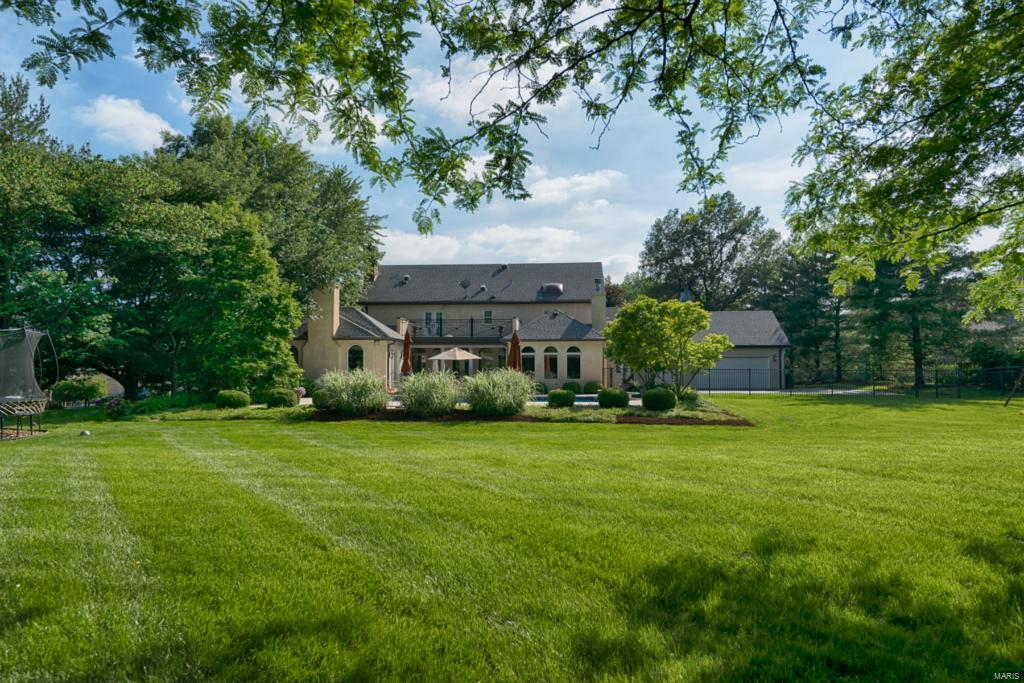 Frontenac Place - Residential