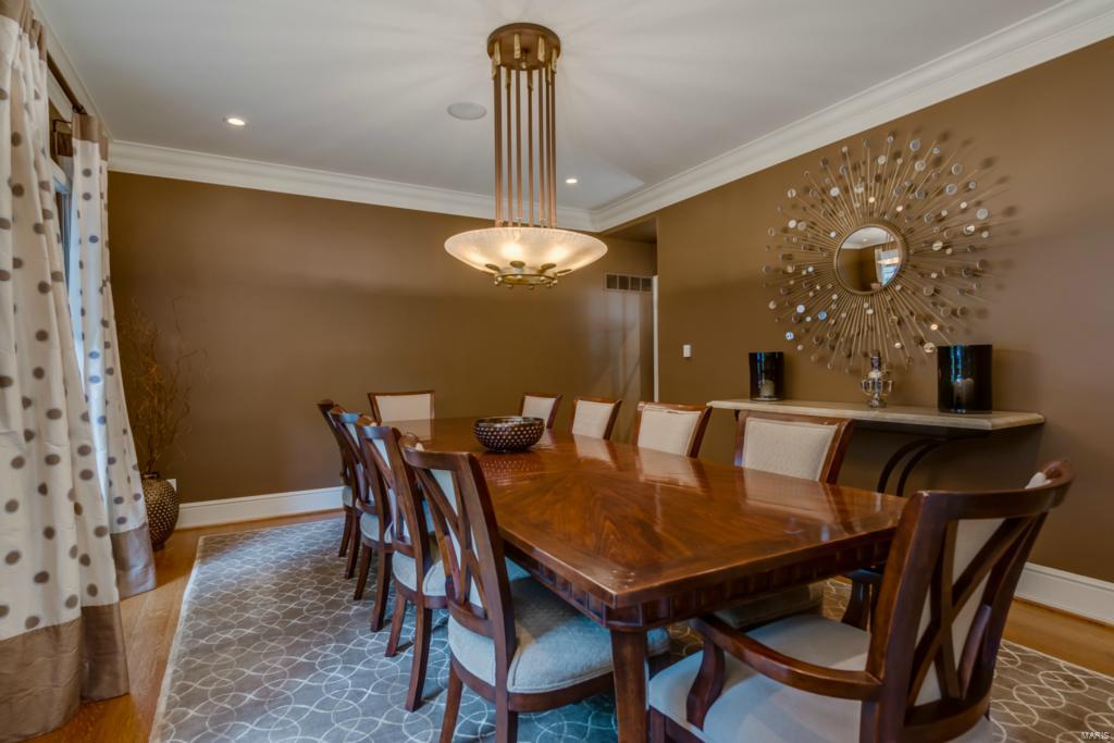 Frontenac Place - Residential