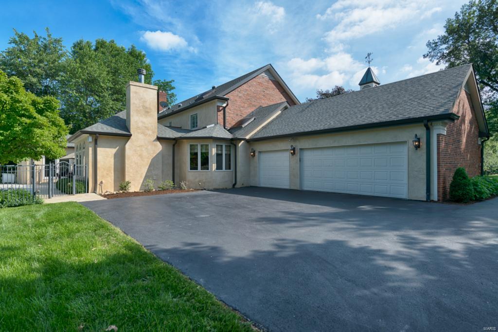 Frontenac Place - Residential