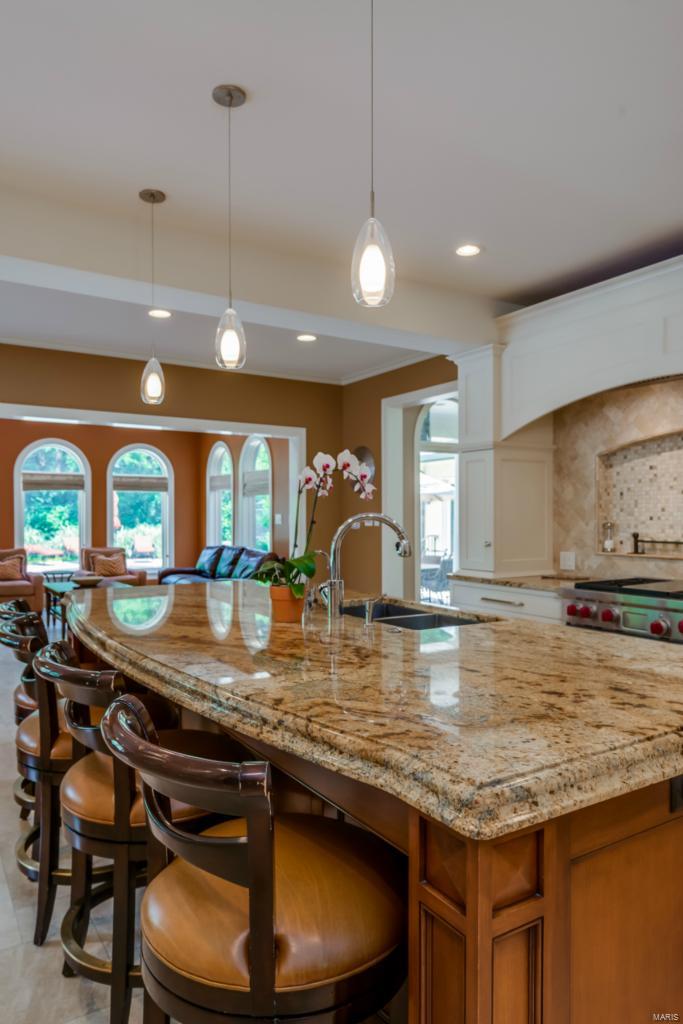 Frontenac Place - Residential