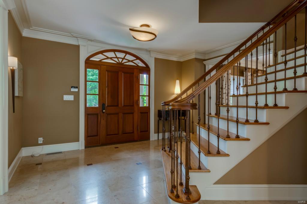 Frontenac Place - Residential