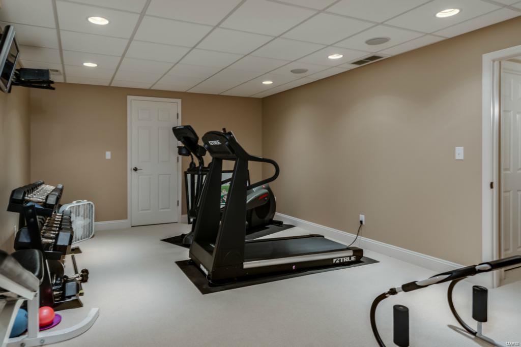 Frontenac Place - Residential