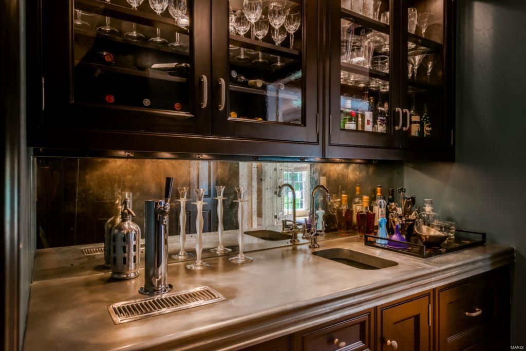 Frontenac Place - Residential