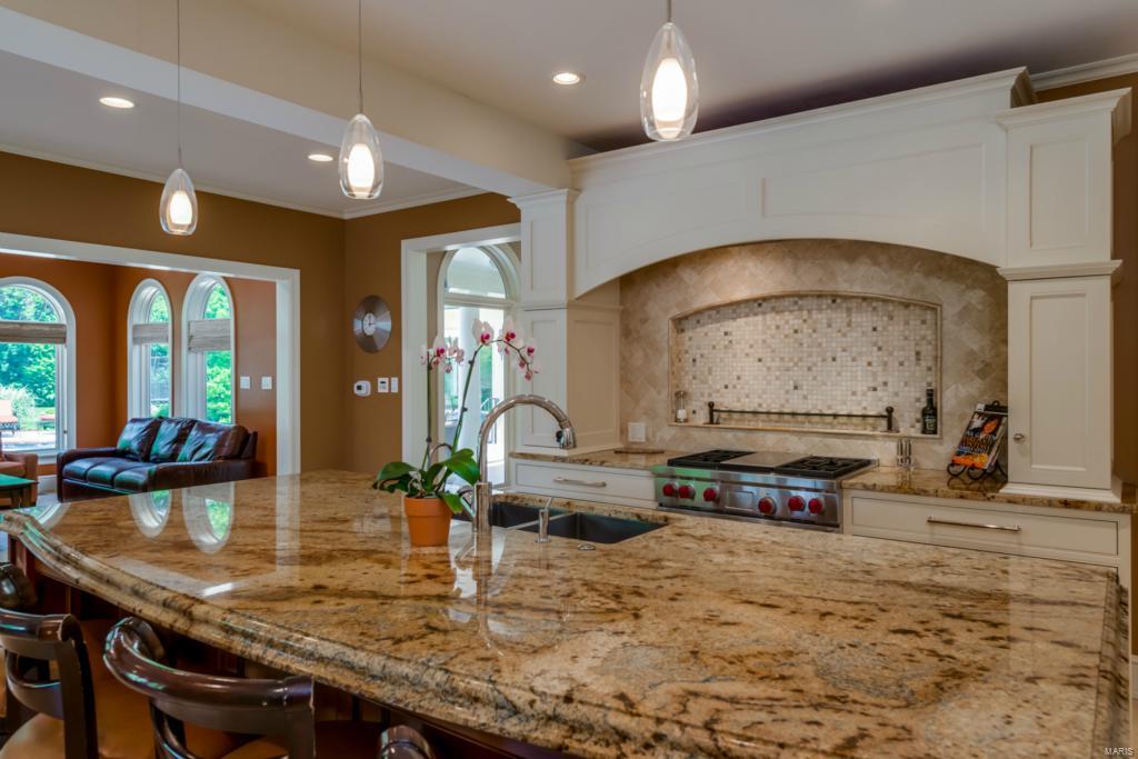 Frontenac Place - Residential