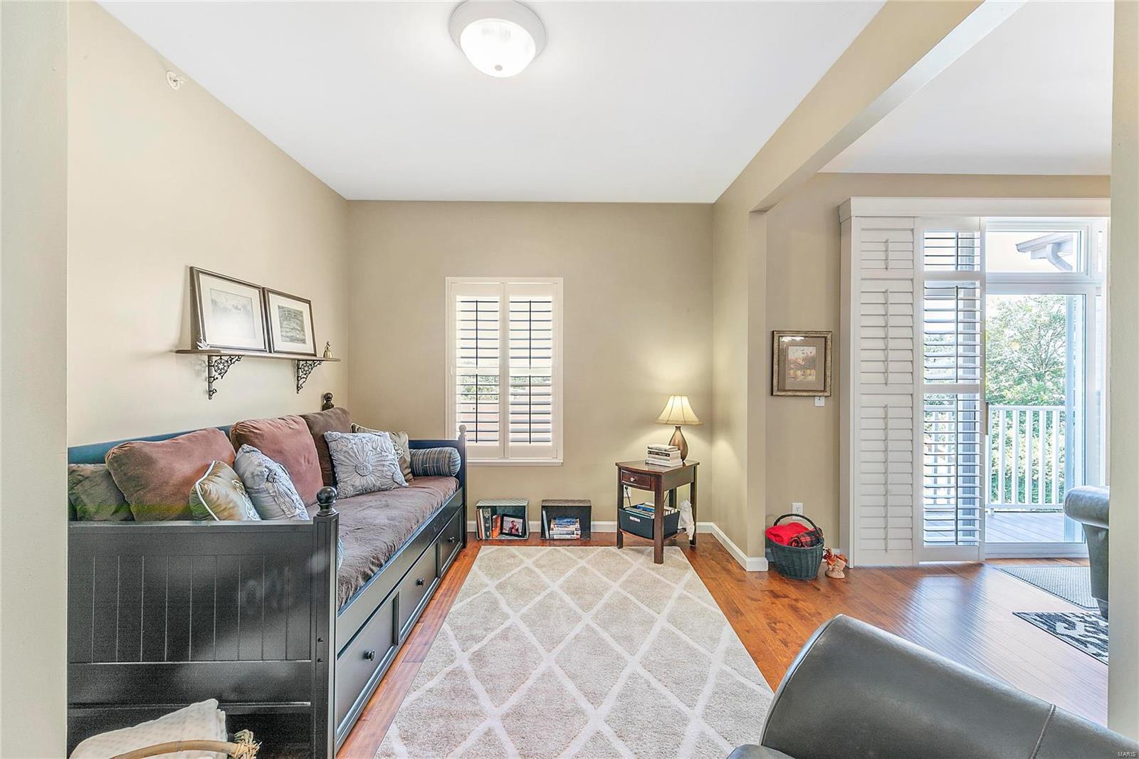 Gardens At South Oaks Condo Tenth - Residential