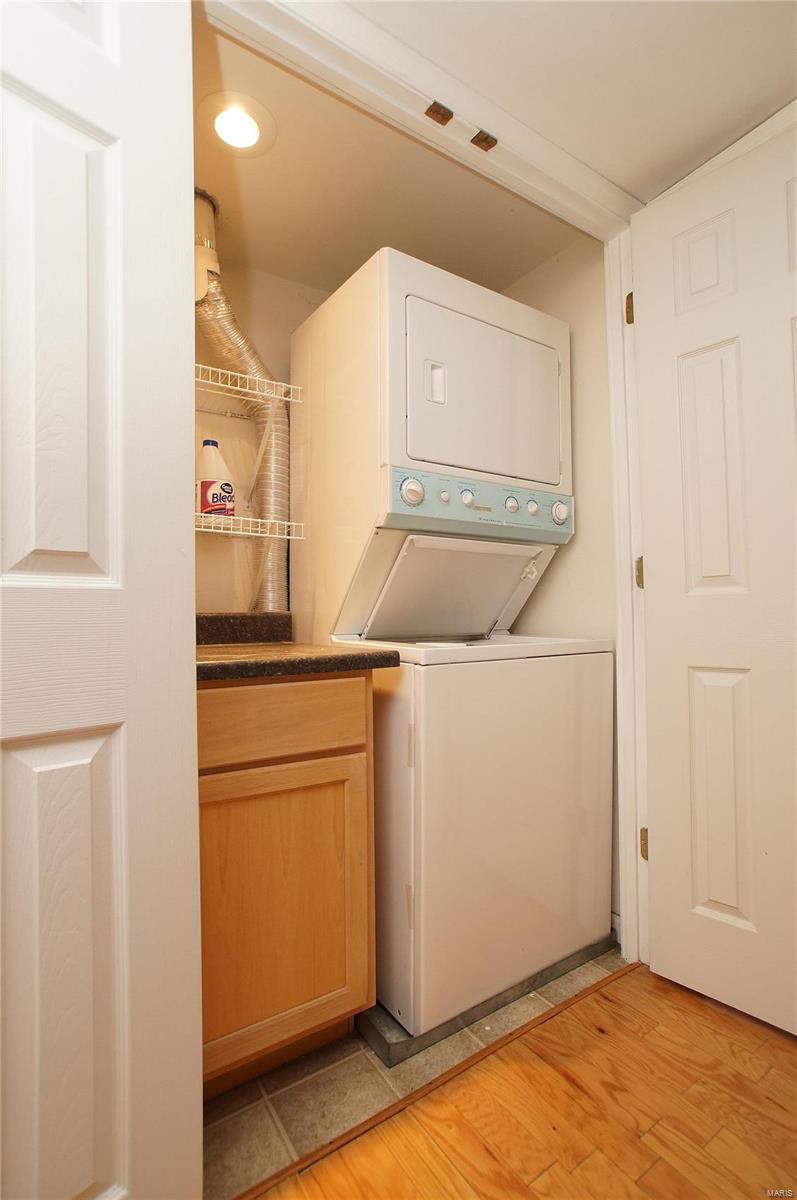 Greenbriar Condo - Residential