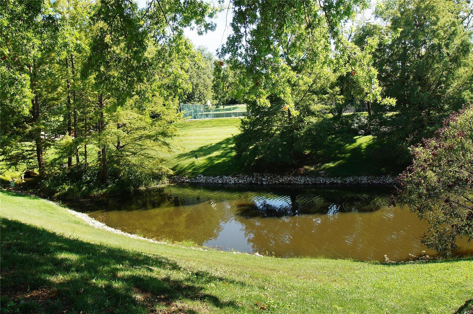 Greenbriar Condo - Residential