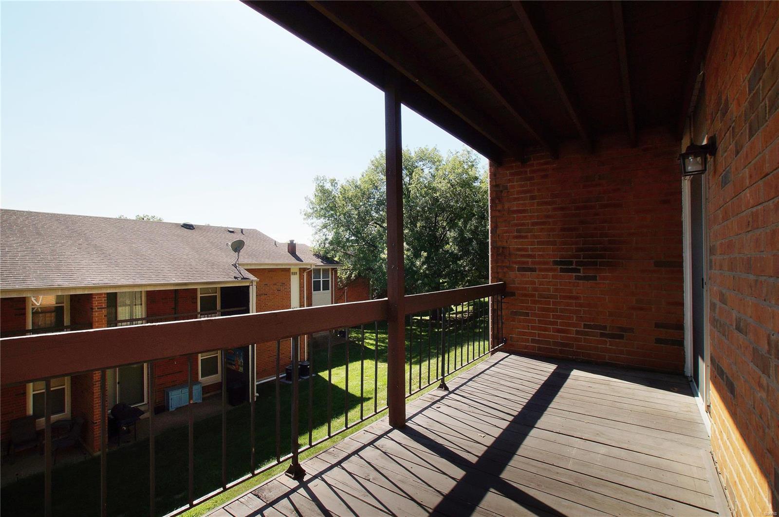 Greenbriar Condo - Residential