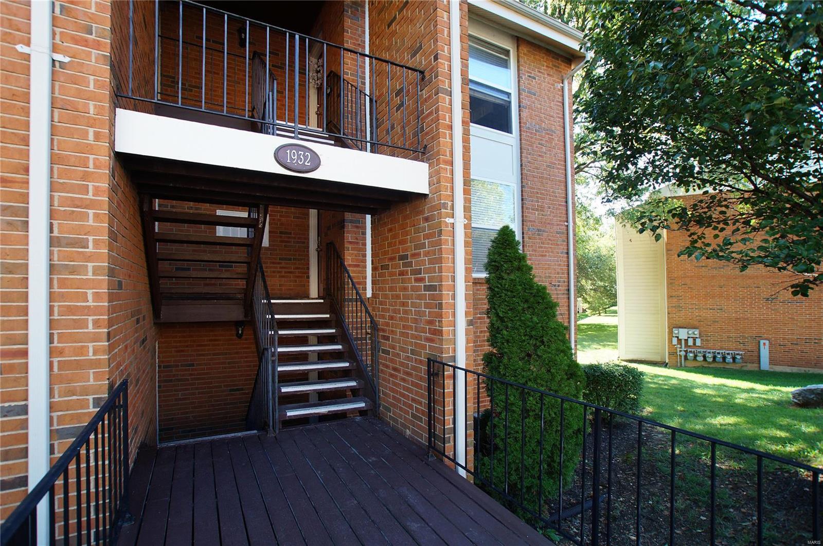 Greenbriar Condo - Residential