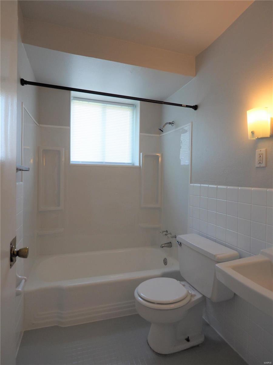 St Louis Add - Residential Income