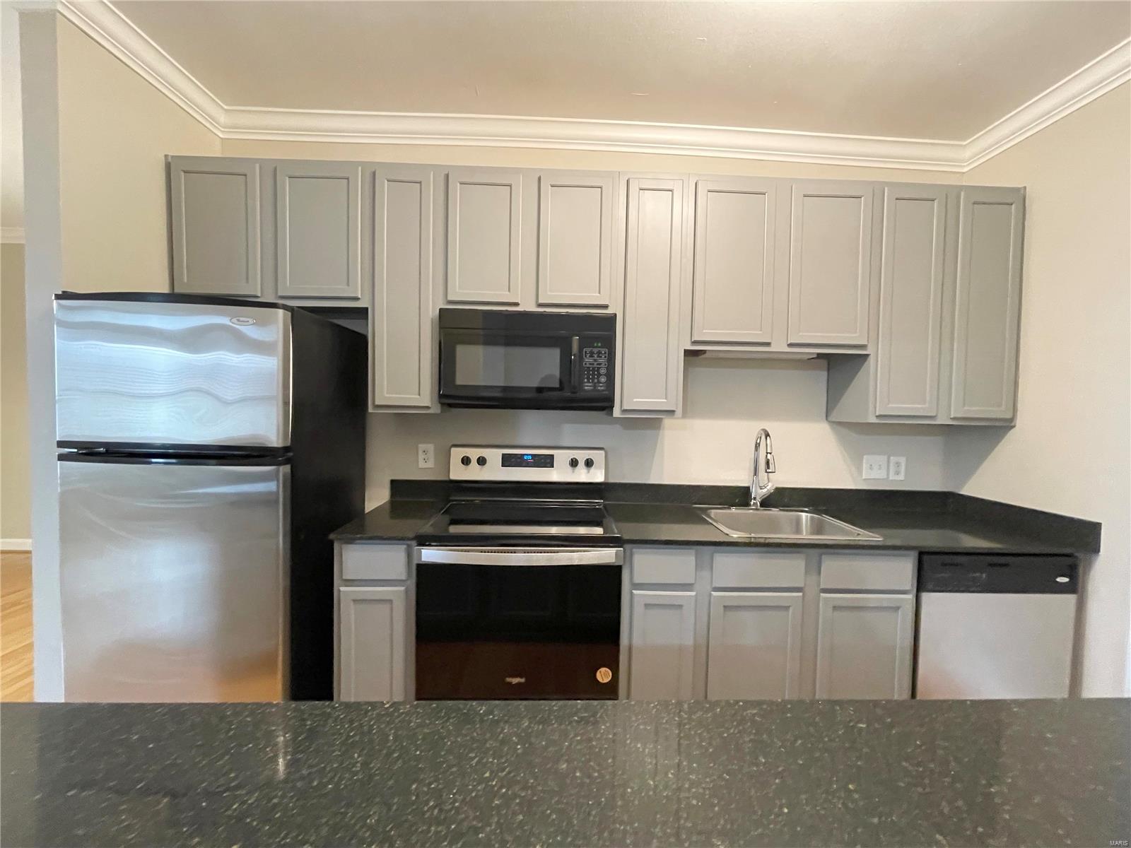 Waterman 4 Condo - Residential