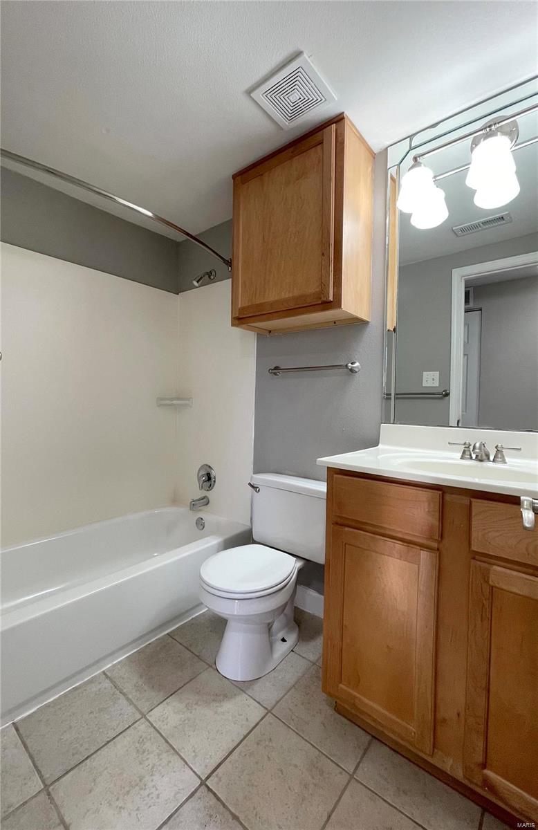 Waterman 4 Condo - Residential