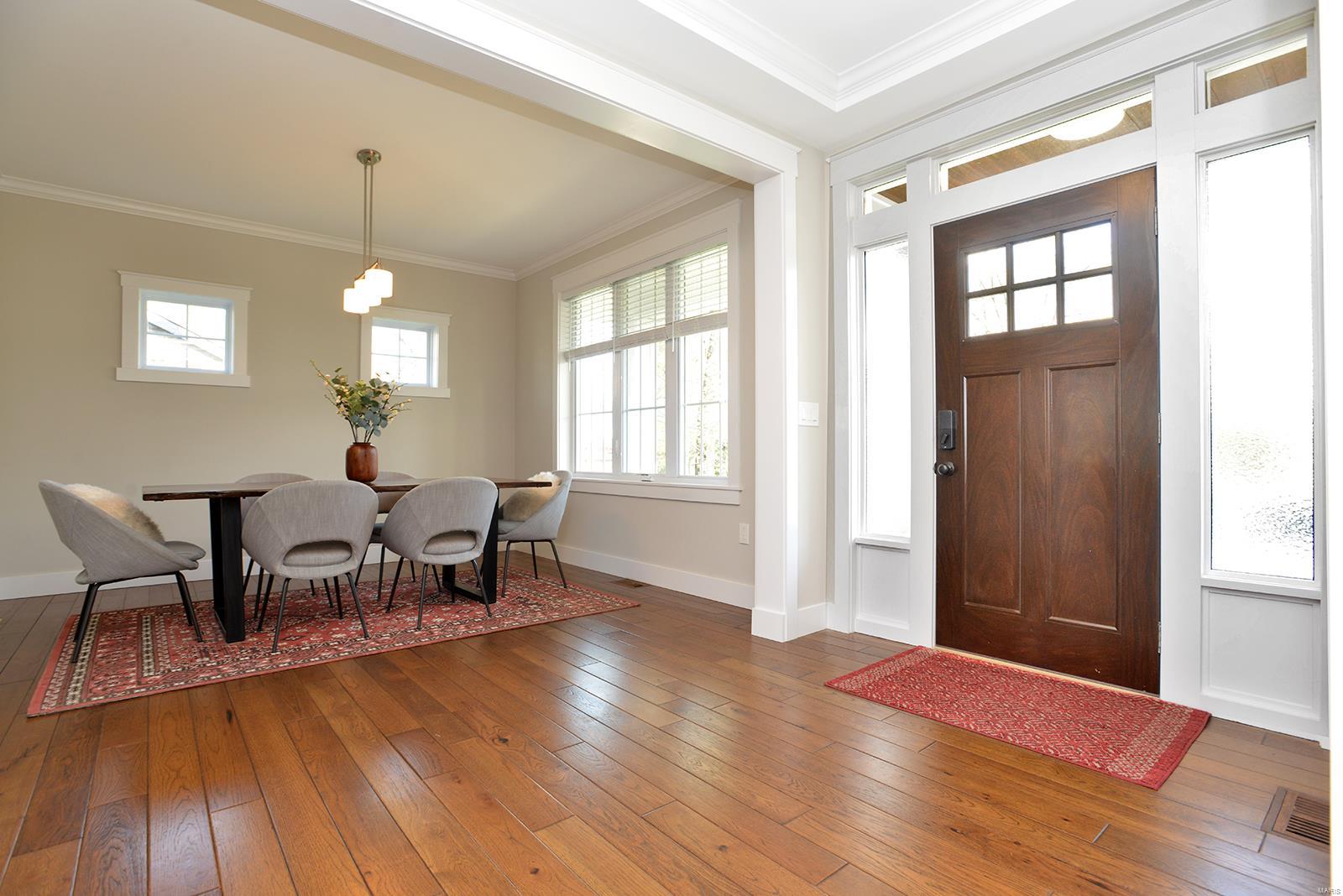 Sunset Club Court - Residential