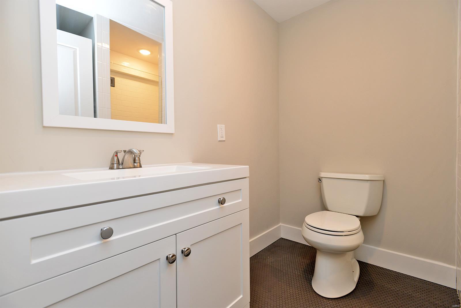 Sunset Club Court - Residential