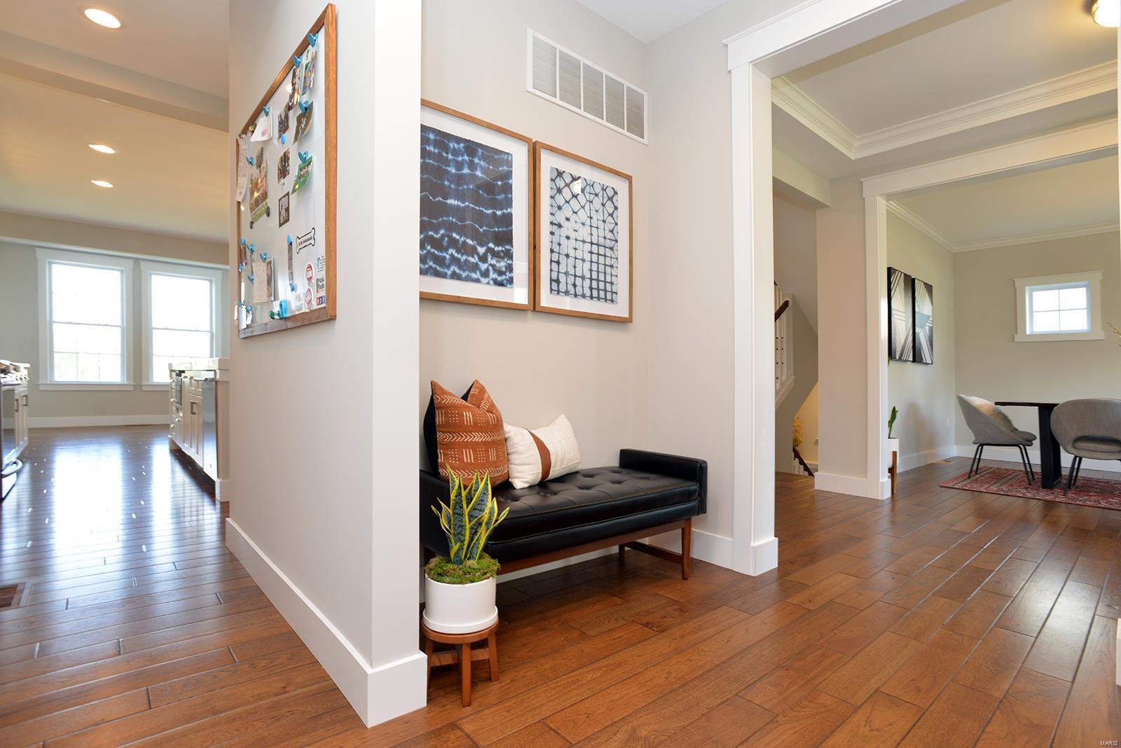 Sunset Club Court - Residential