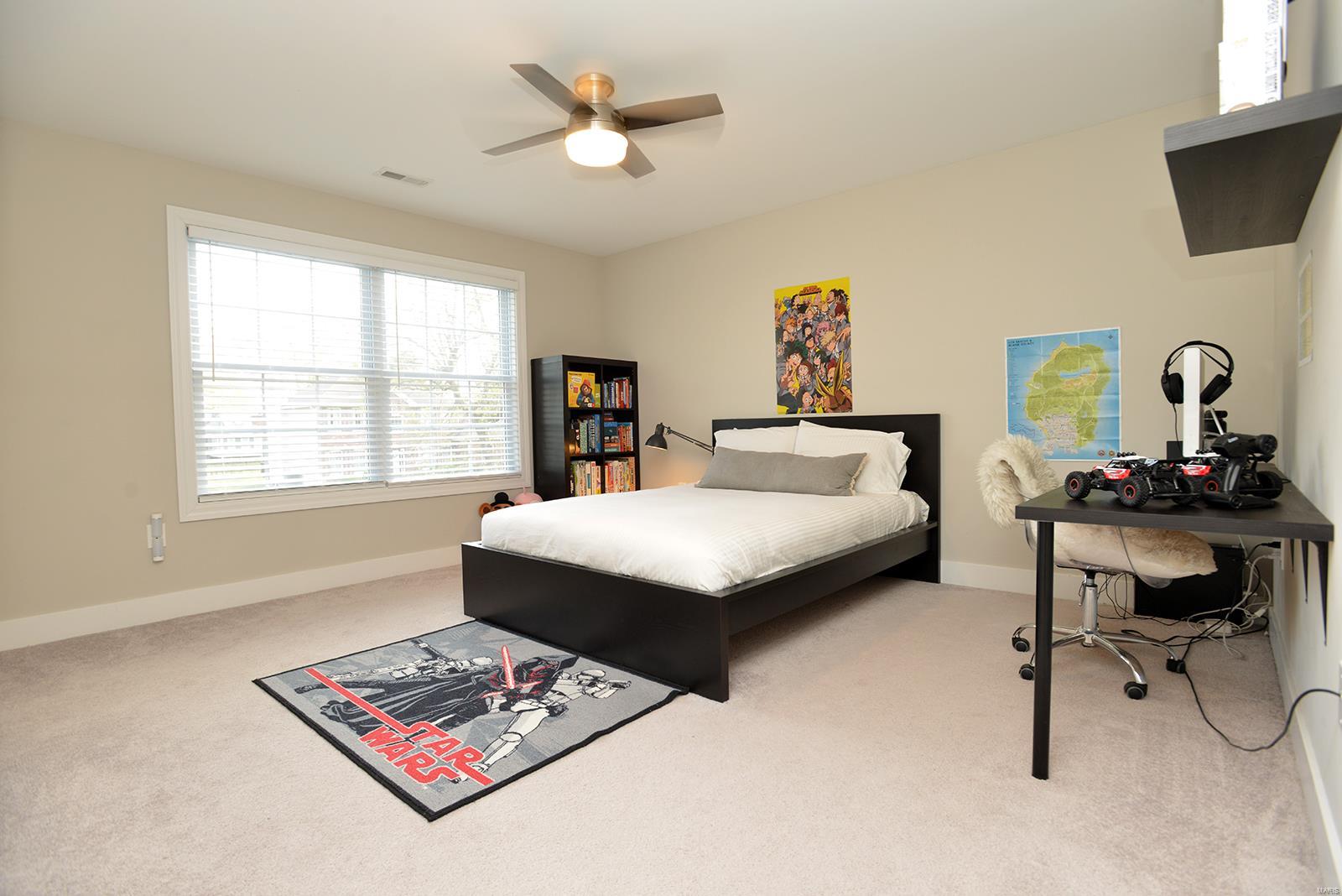 Sunset Club Court - Residential