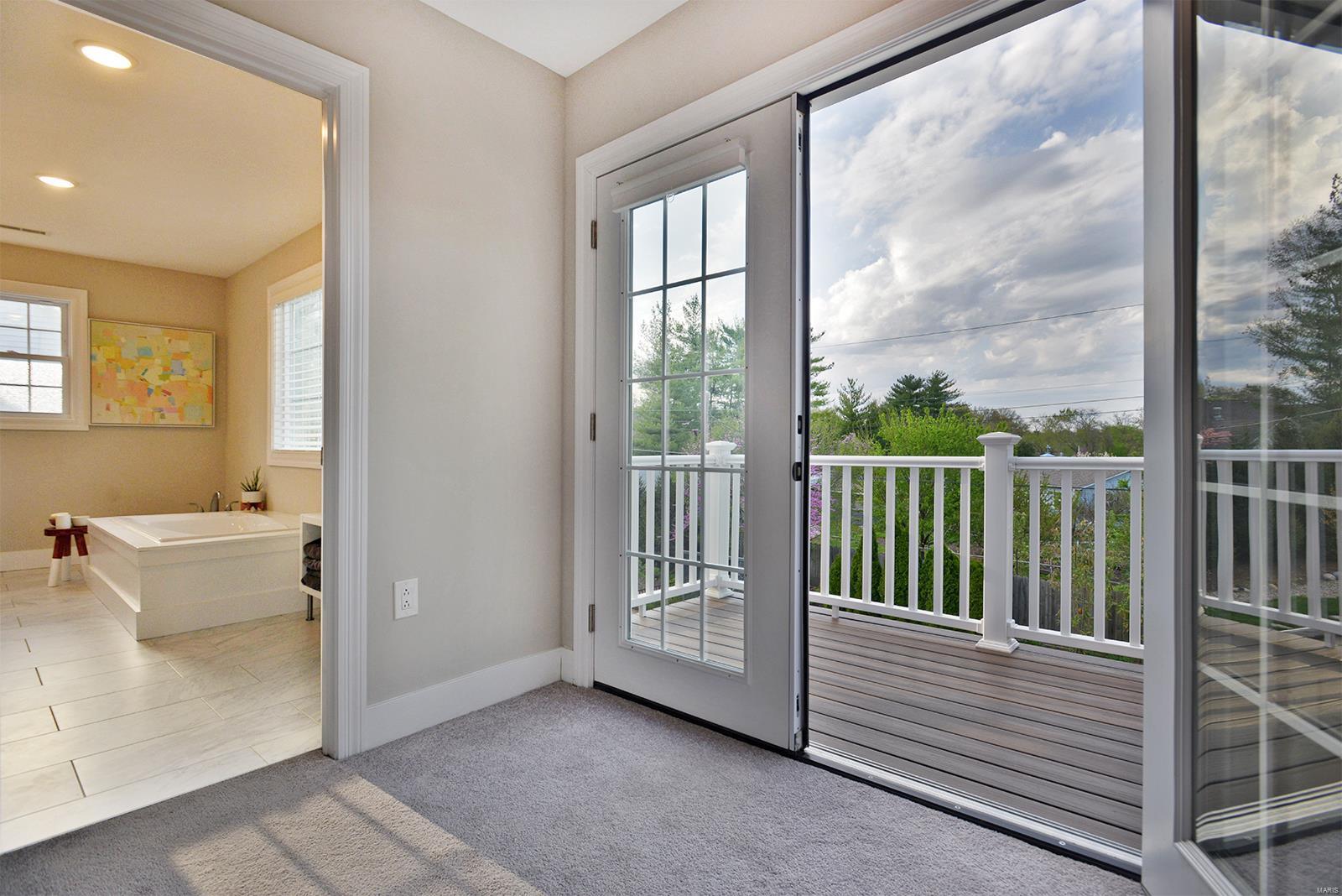 Sunset Club Court - Residential