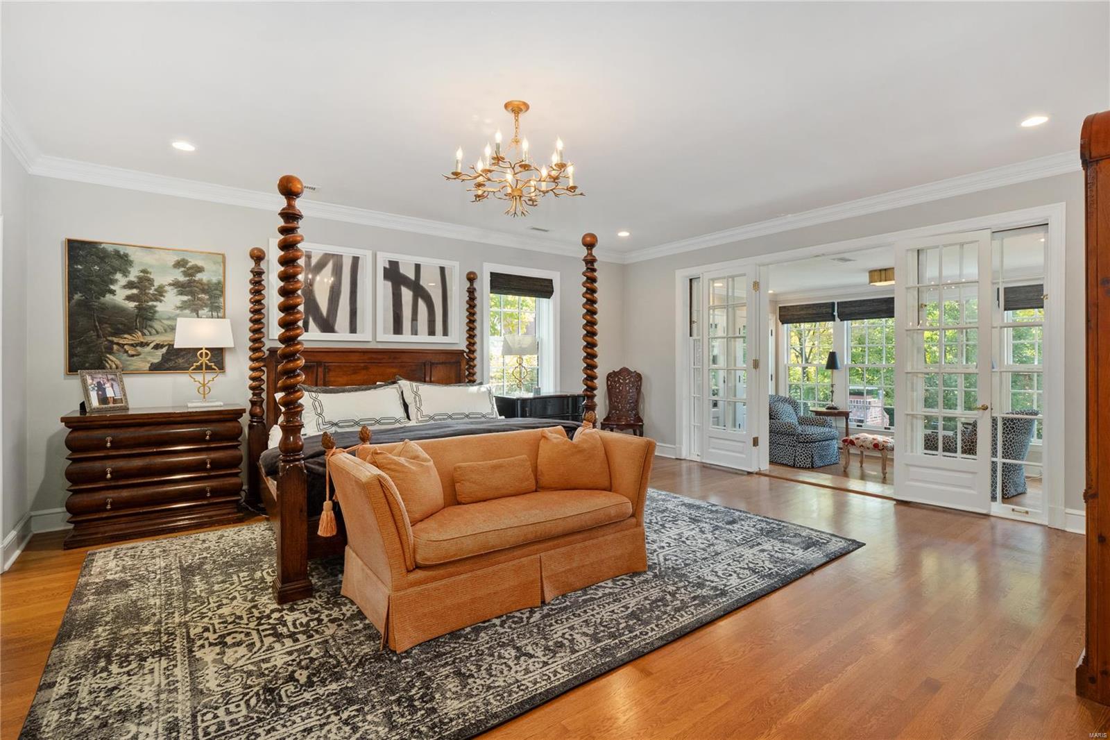 Westmoreland Place - Residential