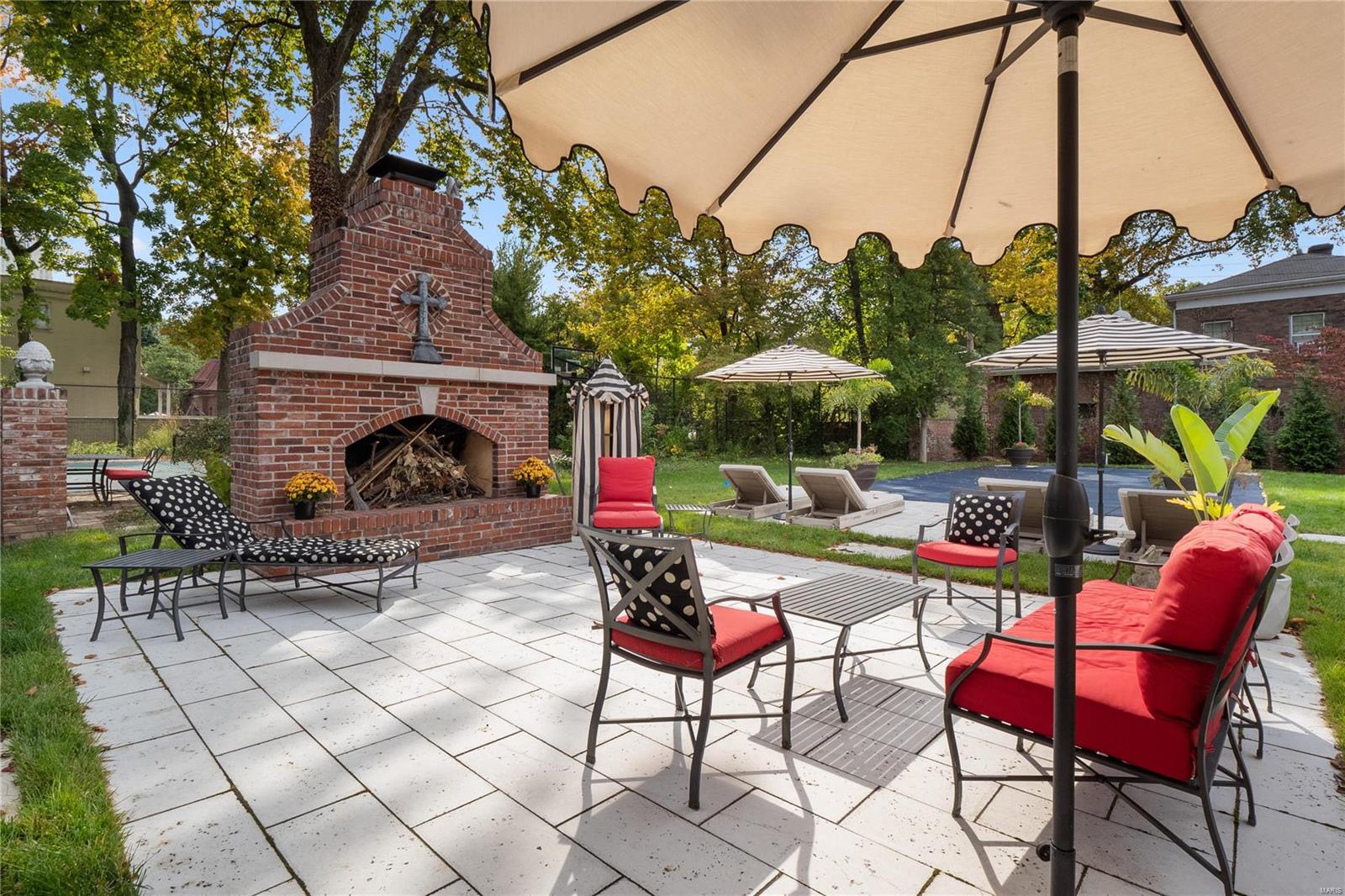 Westmoreland Place - Residential