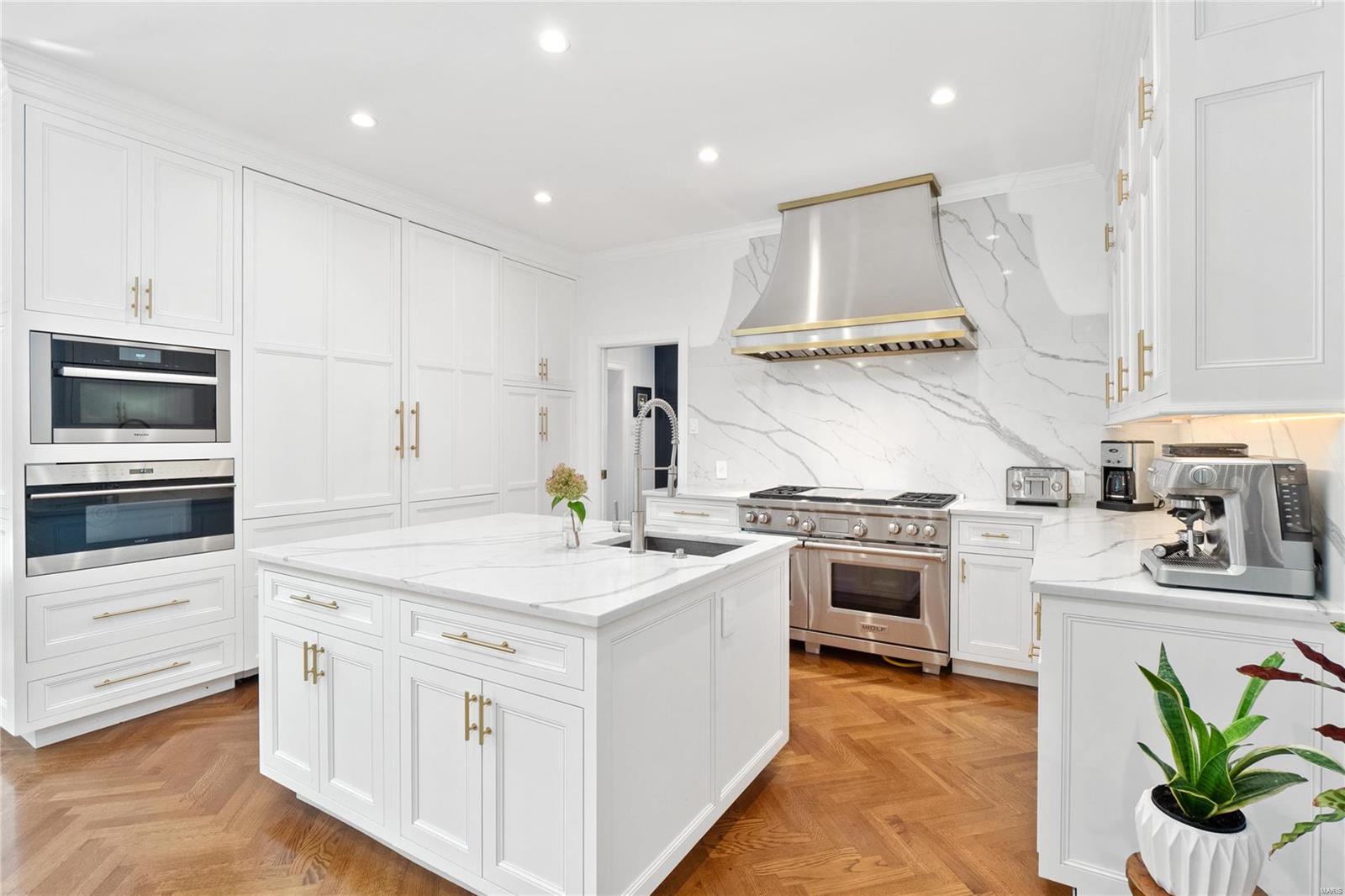 Westmoreland Place - Residential