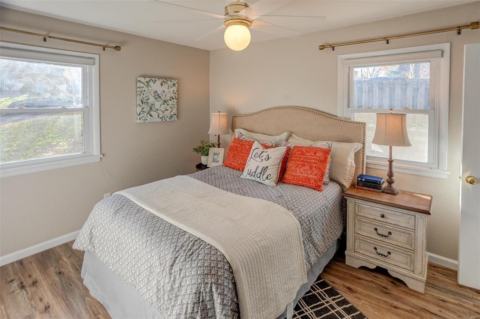 Edwardsville, Illinois 62025, United States, 3 Bedrooms Bedrooms, ,2 BathroomsBathrooms,Residential,Pending,31405