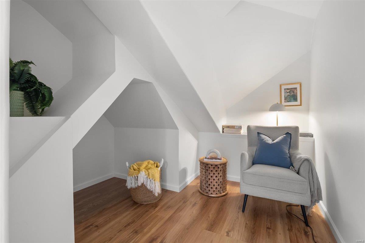 Sunset Chase - Residential