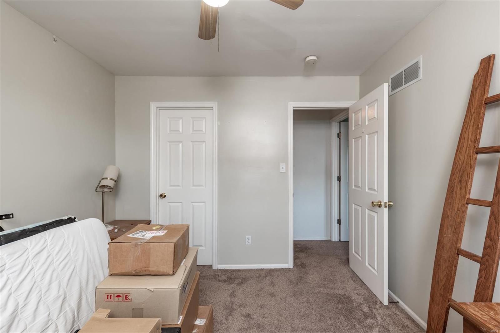 Rockwood Forest 02 - Residential Lease