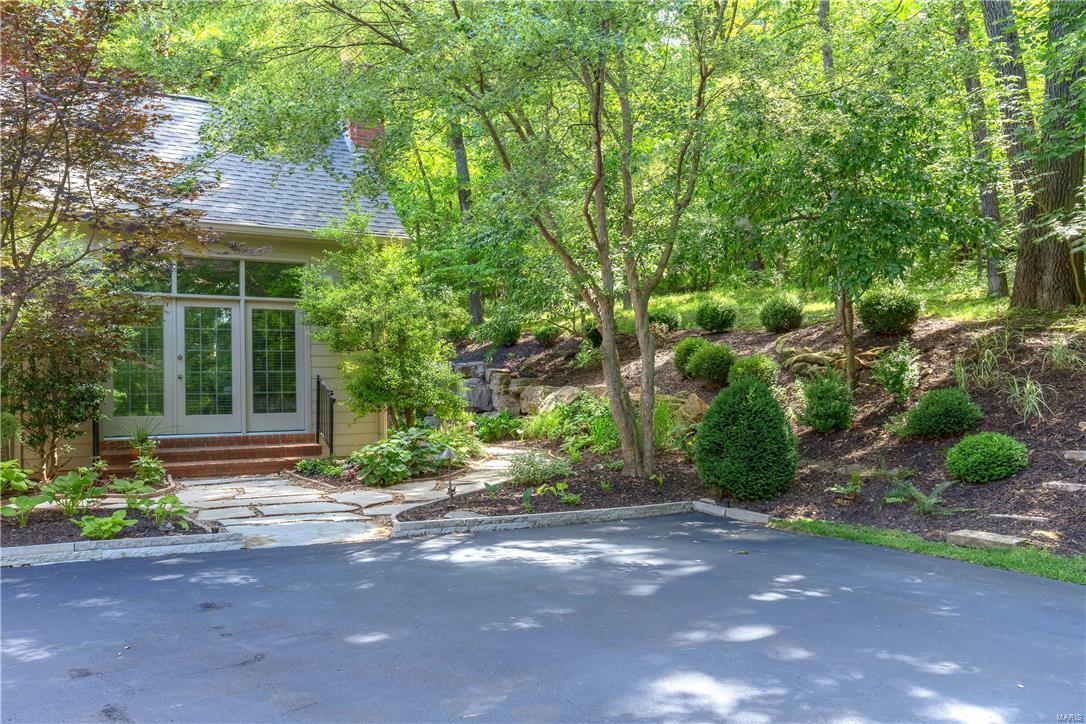 Shepard Oaks - Residential