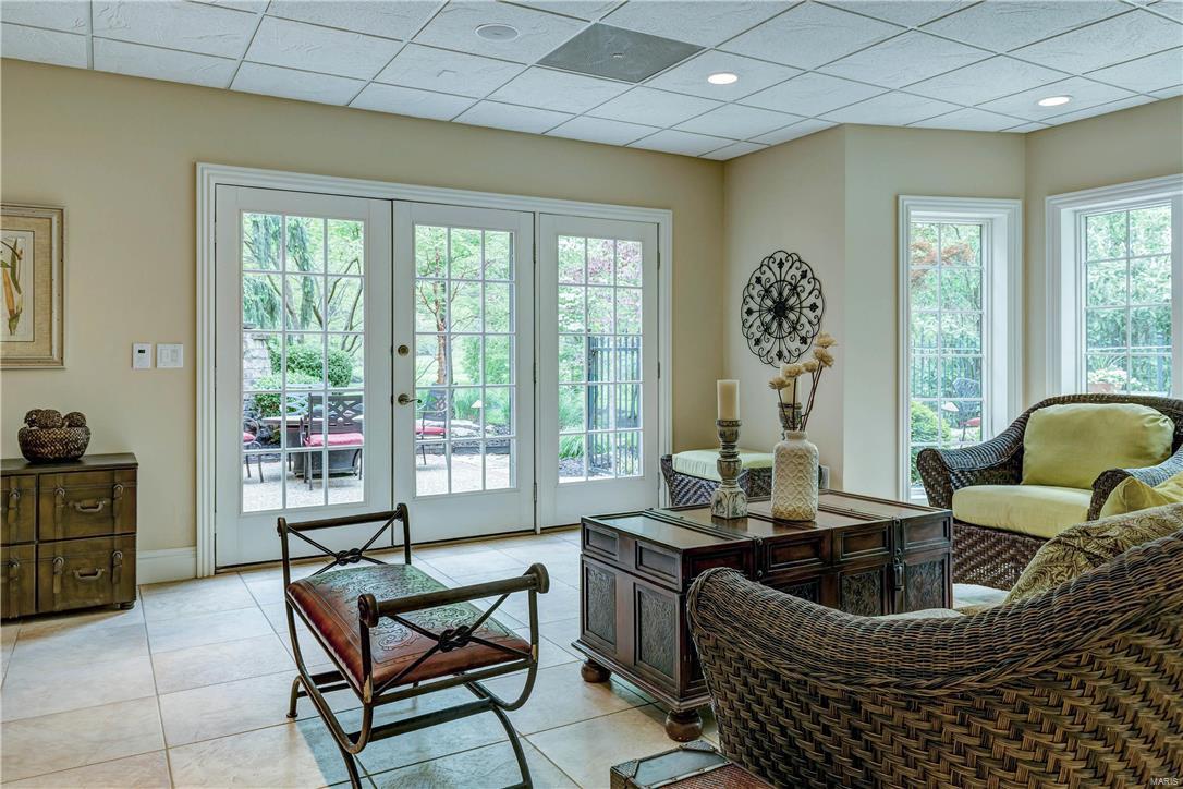 Shepard Oaks - Residential