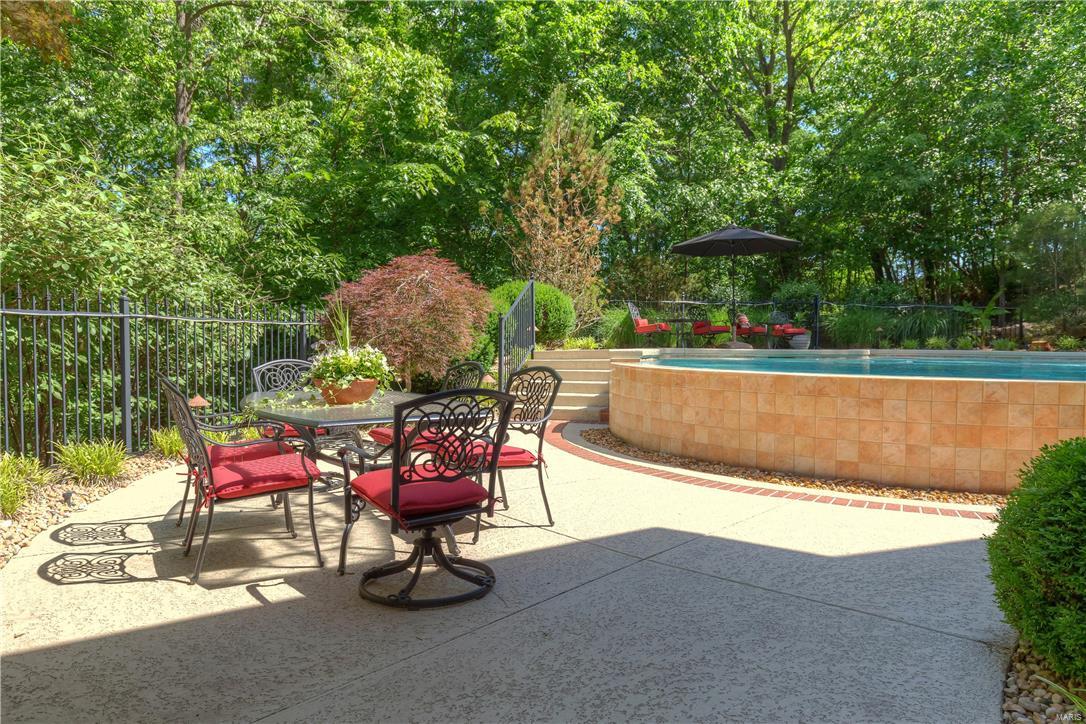 Shepard Oaks - Residential