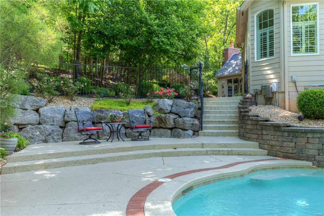 Shepard Oaks - Residential