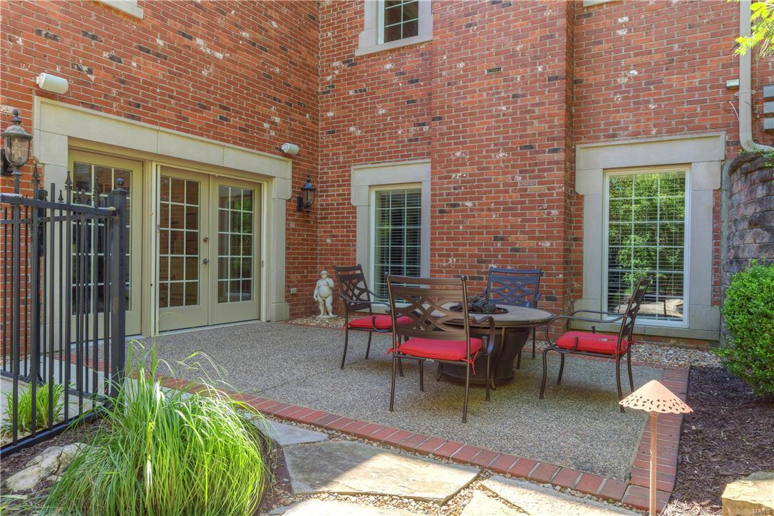 Shepard Oaks - Residential