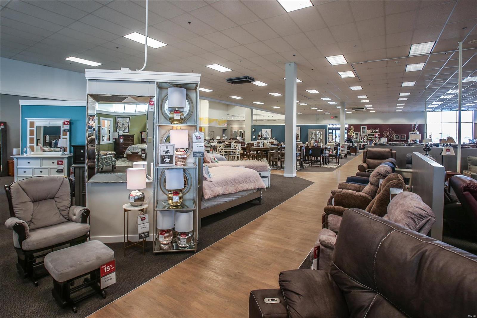 Northwest Plaza 4 Lt 5 & Northwest - Commercial Sale