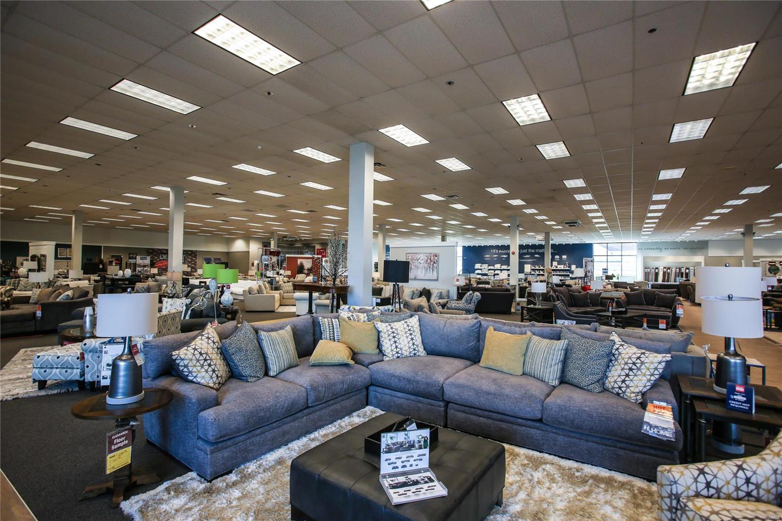 Northwest Plaza 4 Lt 5 & Northwest - Commercial Sale