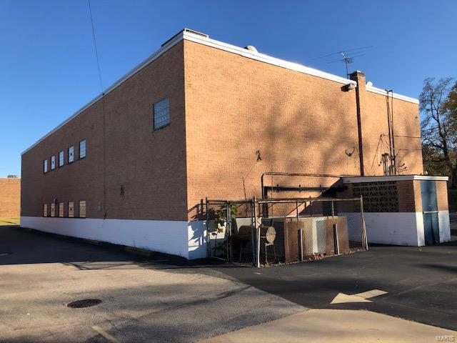 J M Berrys Add To Brentwood Station - Commercial Sale