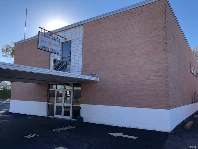 J M Berrys Add To Brentwood Station - Commercial Sale