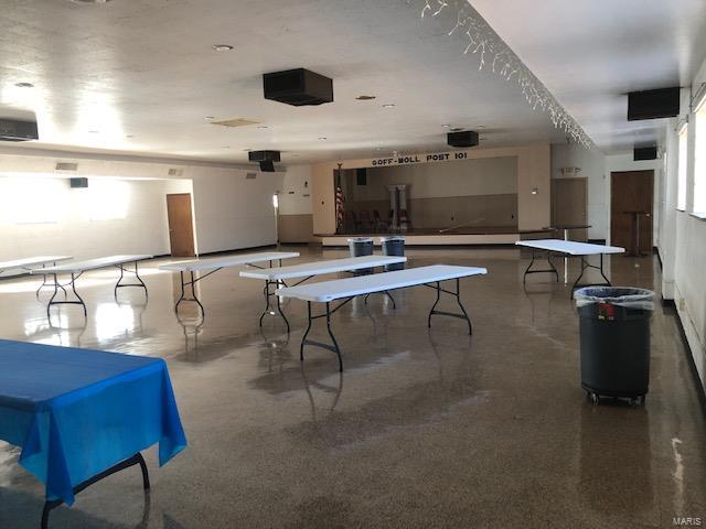 J M Berrys Add To Brentwood Station - Commercial Sale