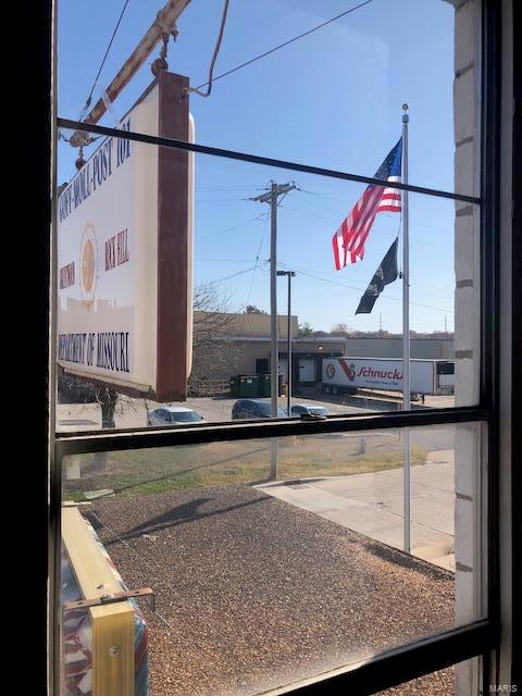 J M Berrys Add To Brentwood Station - Commercial Sale