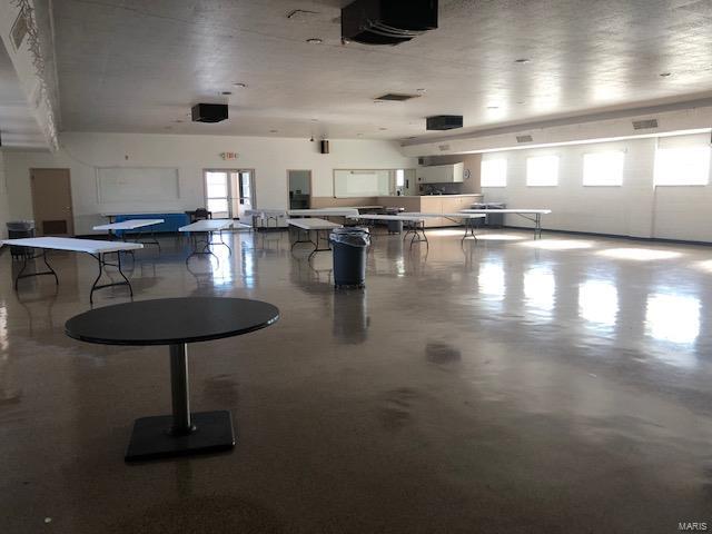 J M Berrys Add To Brentwood Station - Commercial Sale