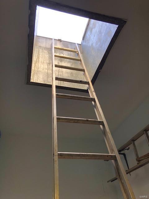 J M Berrys Add To Brentwood Station - Commercial Sale