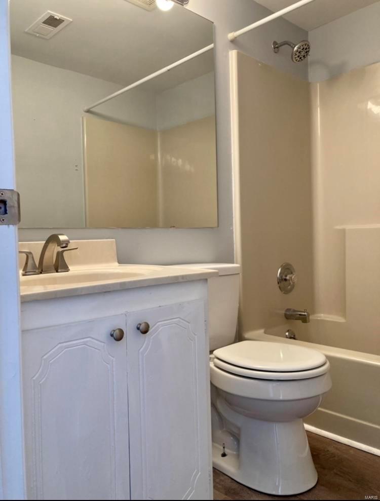 G J Garden Condo Ph 02 - Residential Income