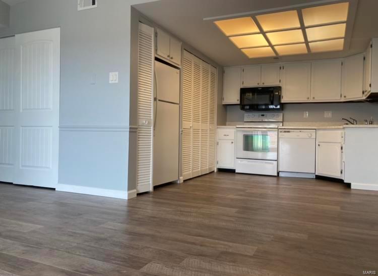 G J Garden Condo Ph 02 - Residential Income