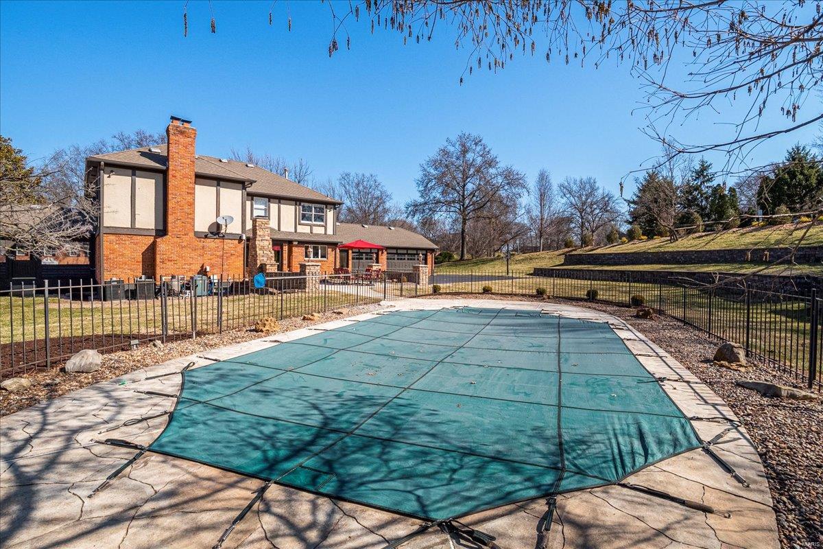 Strathmore 1 - Residential