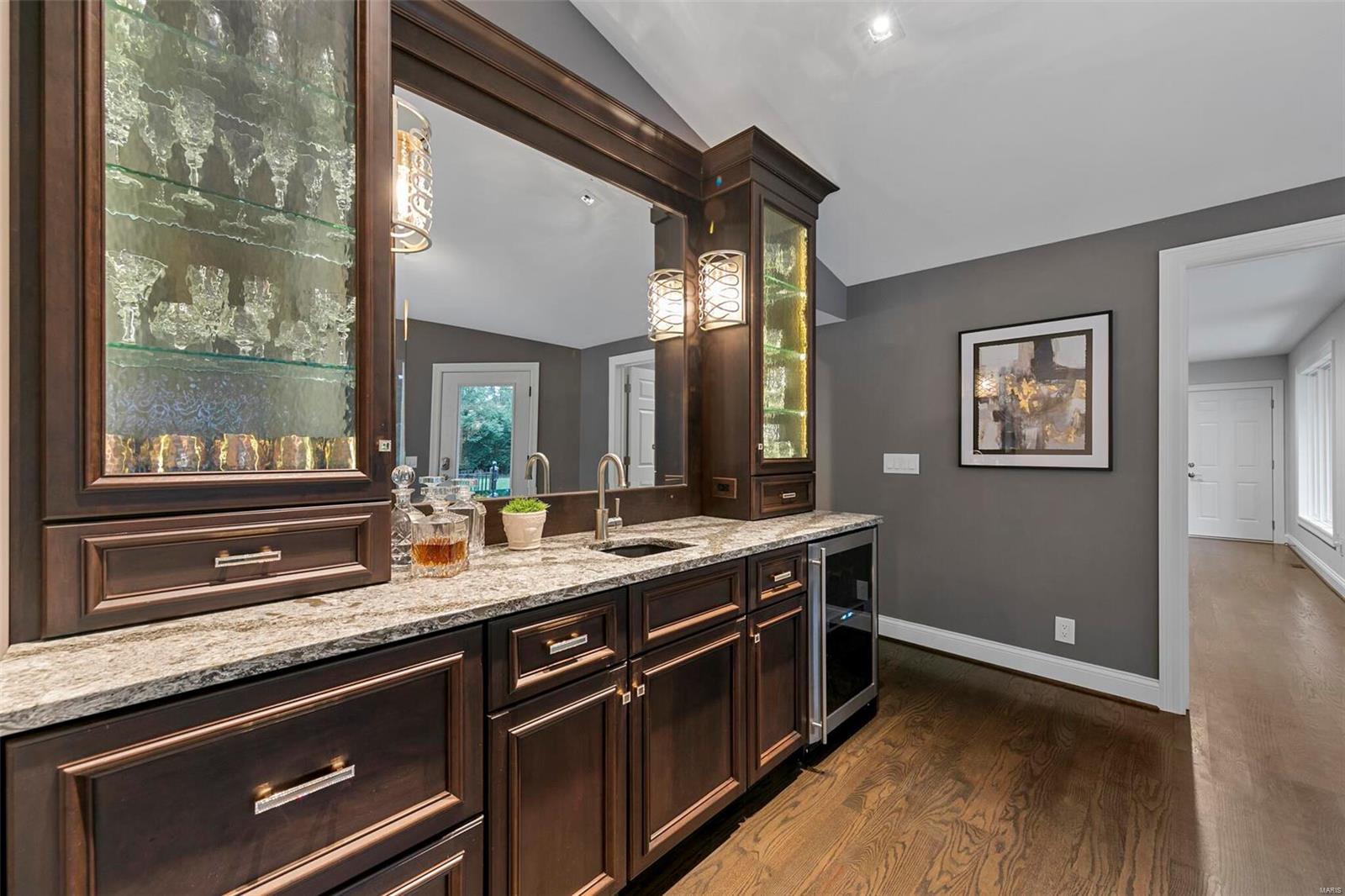 Ballas Courts - Residential