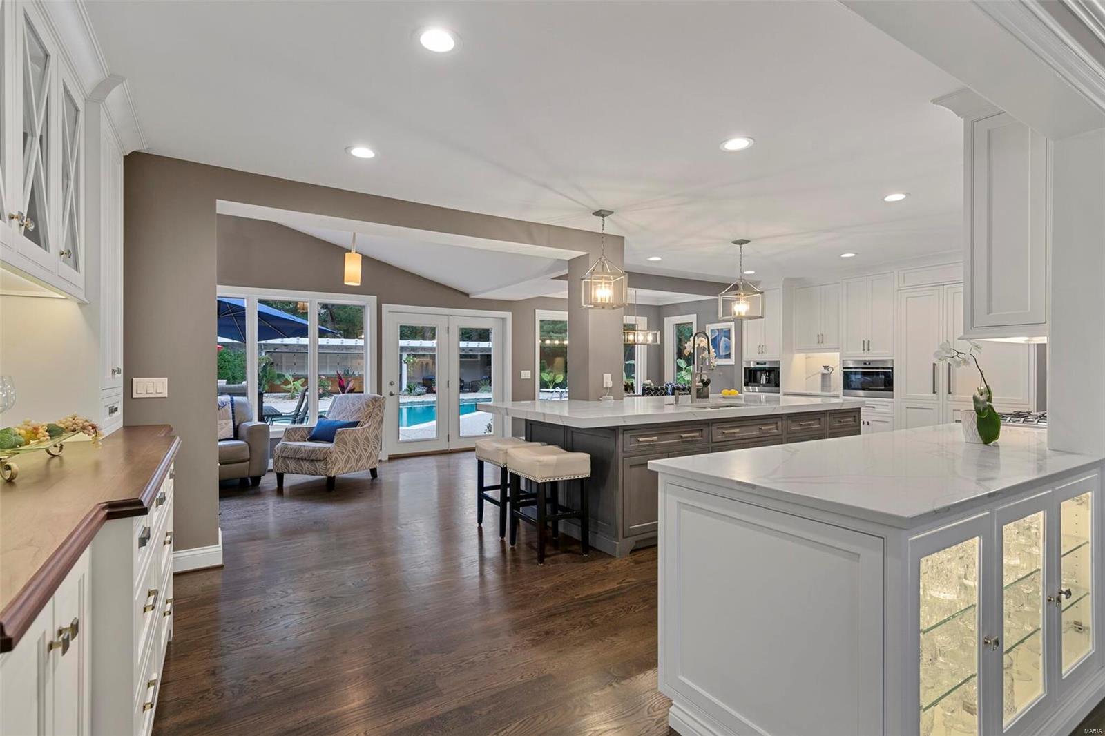 Ballas Courts - Residential